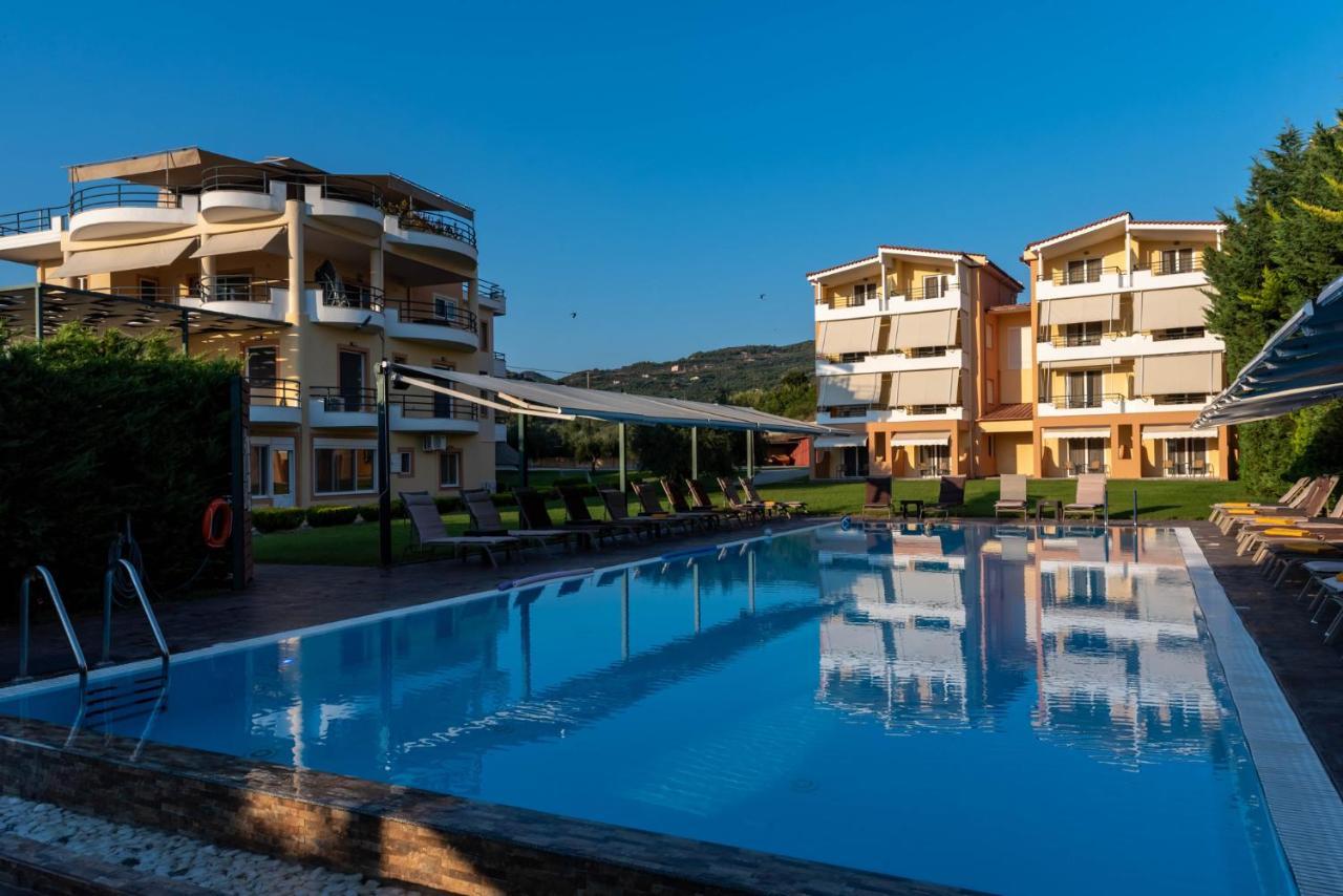 Aparthotel Anilio Plaza Zacharo Exterior foto