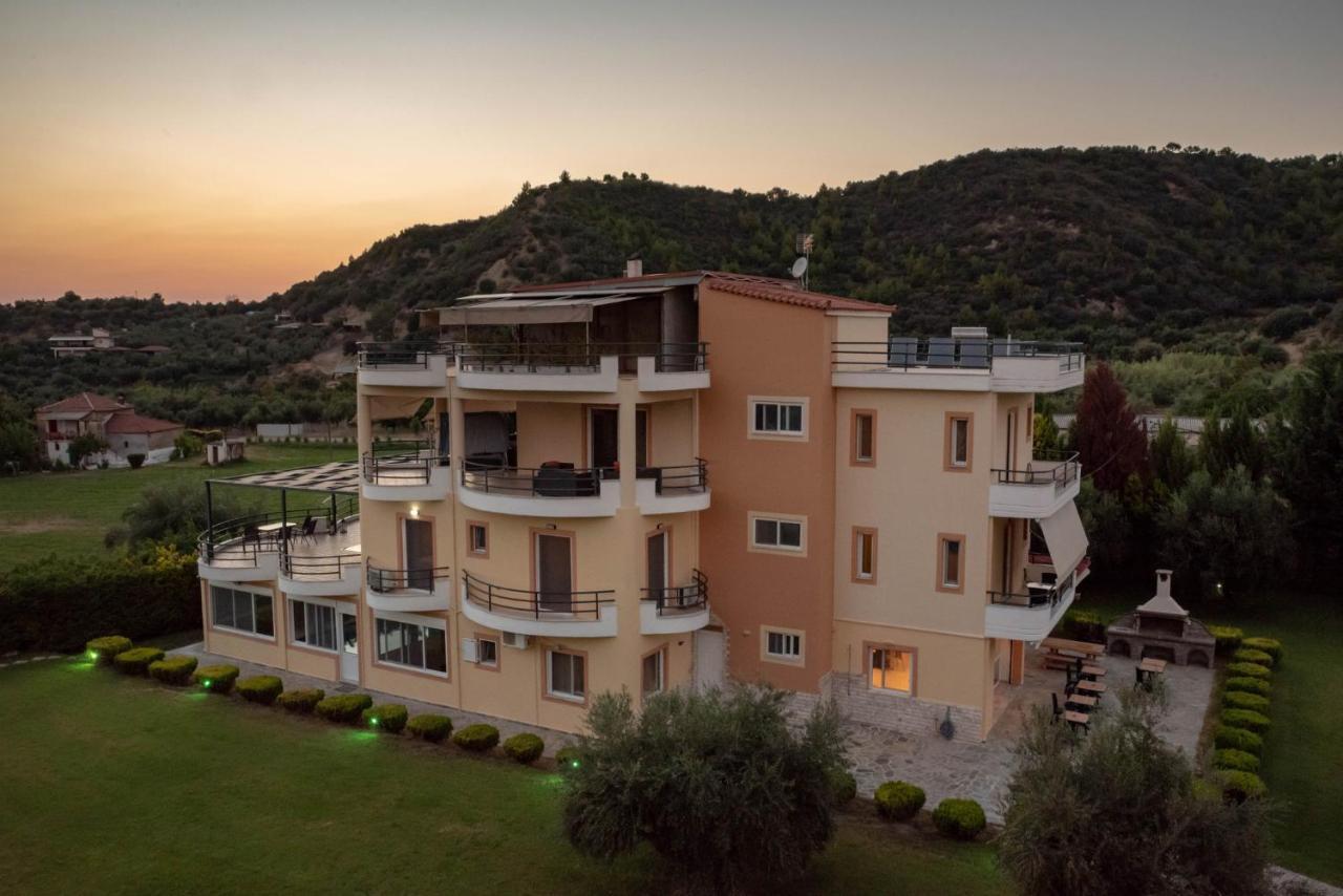 Aparthotel Anilio Plaza Zacharo Exterior foto