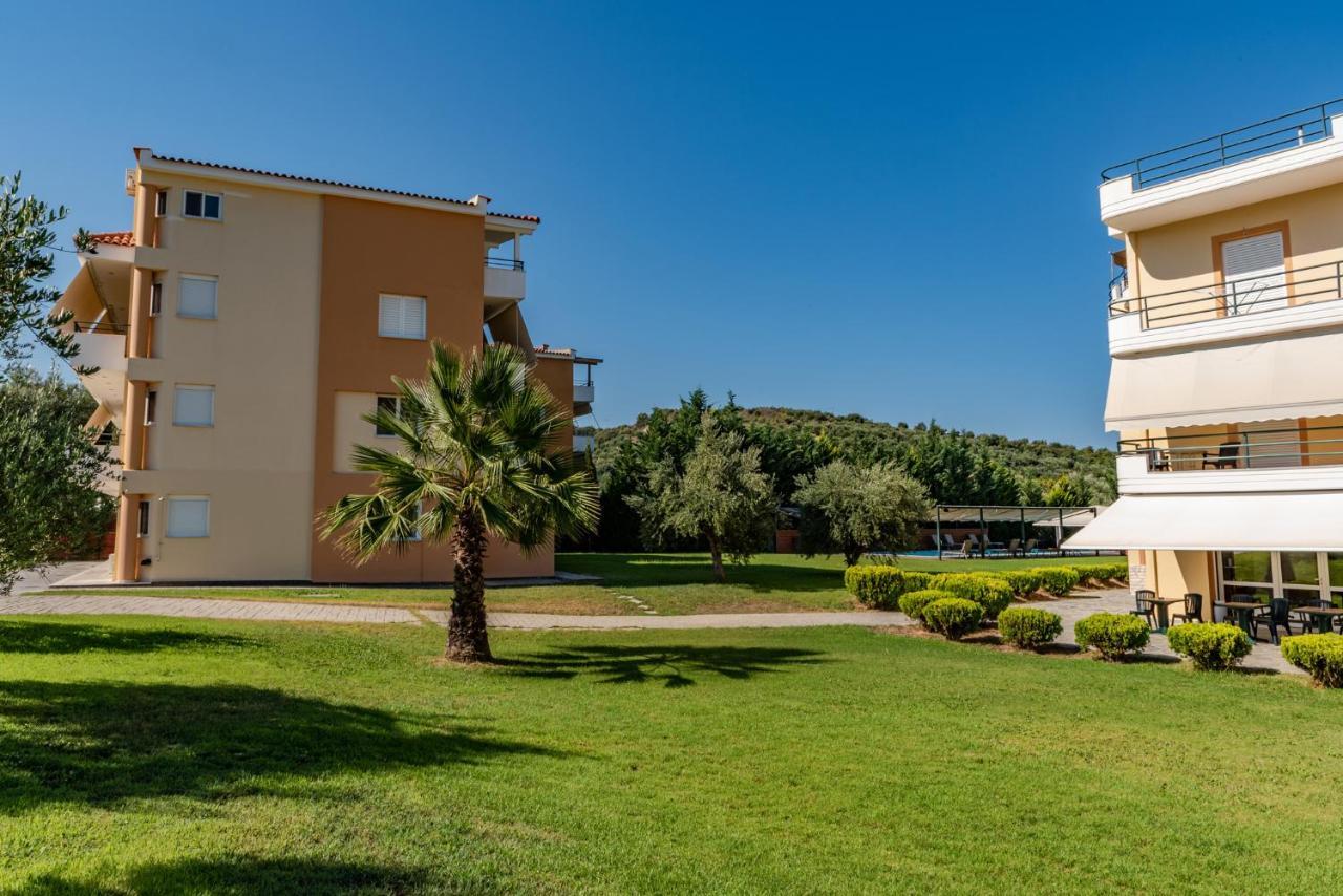 Aparthotel Anilio Plaza Zacharo Exterior foto